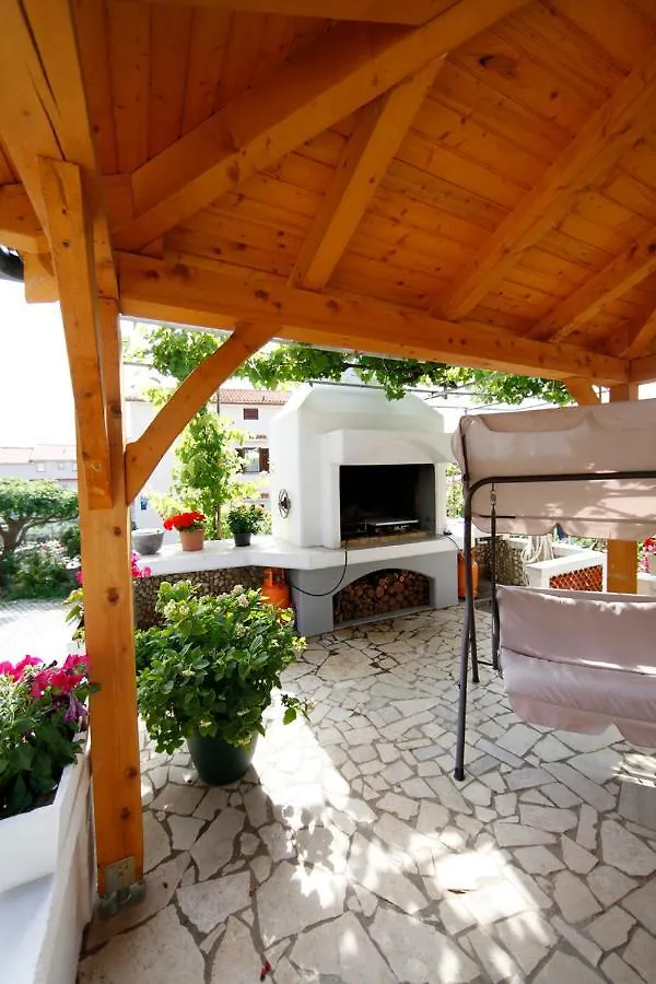Apartmani Visnja Lopar
