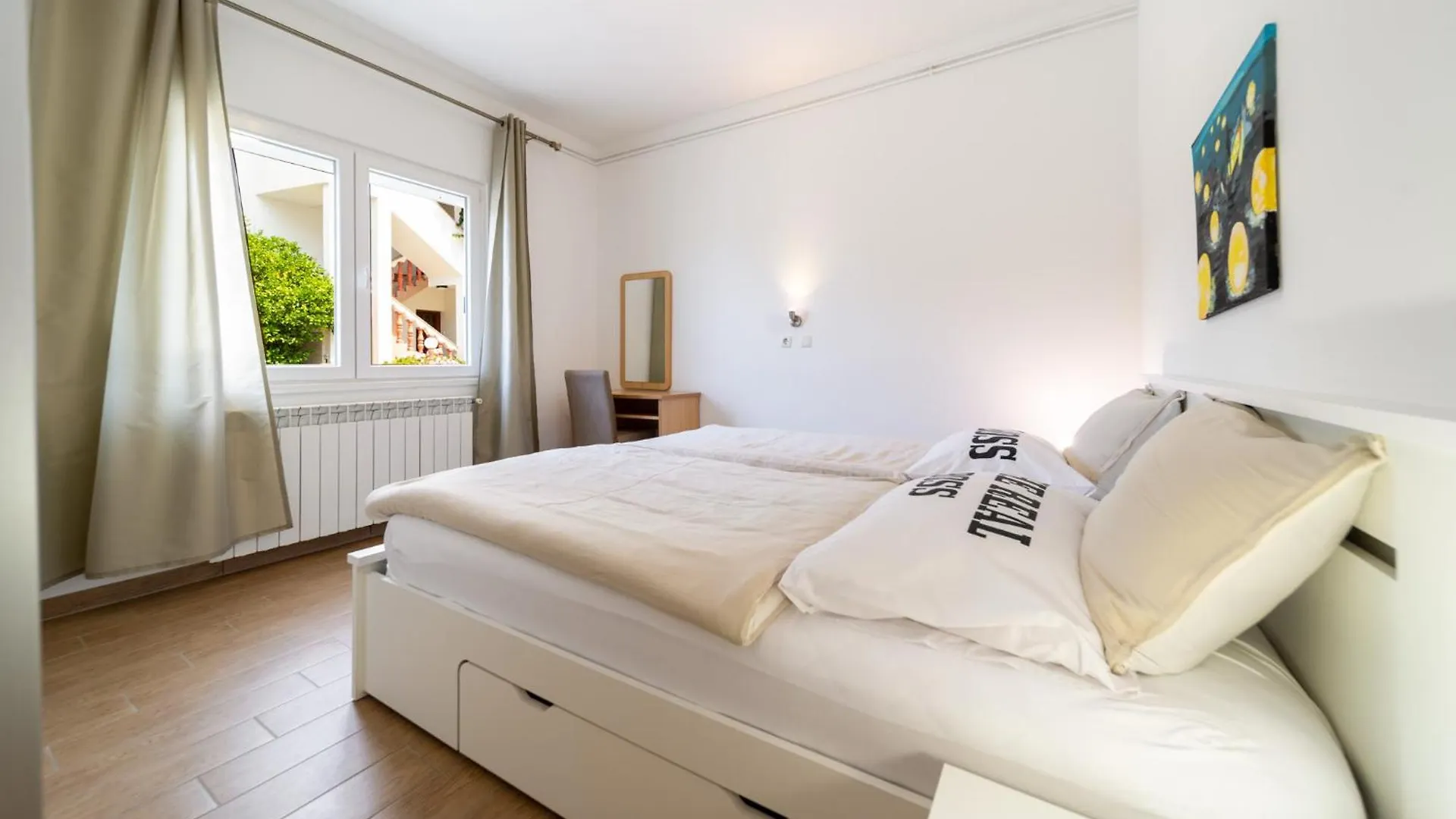 Apartmani Visnja Lopar Appartamento