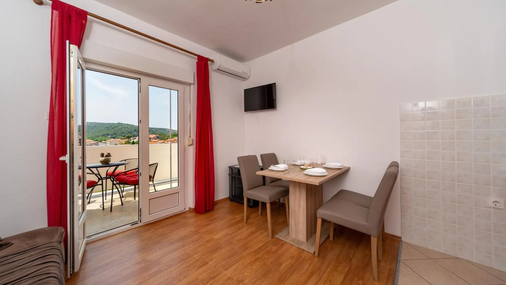 Appartamento Apartmani Visnja Lopar Croazia