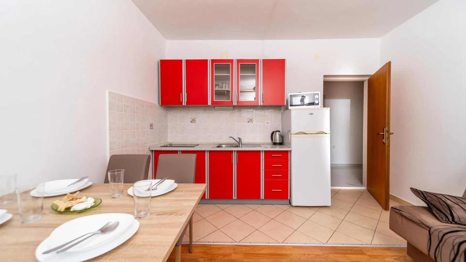 Apartmani Visnja Lopar 0*,  Croazia
