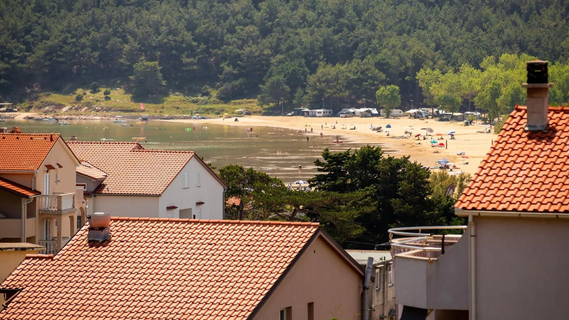 Apartmani Visnja Lopar 0*,